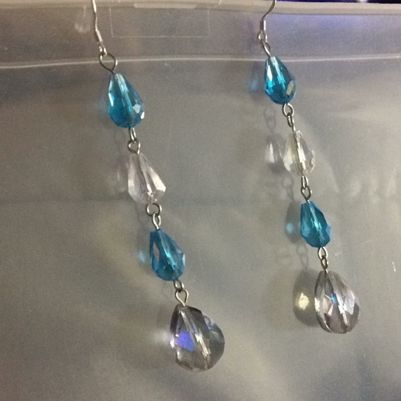 Rose’s HC Gifts. Jewelry - 😱FINAL PRICE 😱 GONE BY 01/31 Raindrop Sterling